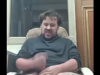 I can&rsquo_t stop jerking off! A Russian professor has organized an online lesson on masturbation!