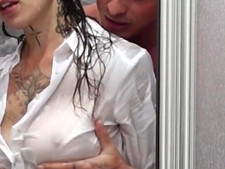I Fuck a Hot Stepmom in Her Clothes in the Shower!
