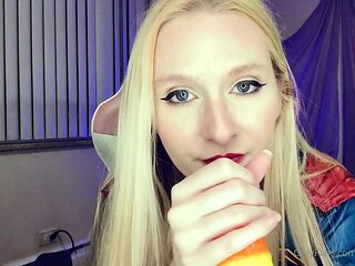 Puffy peach blondes solo toy action