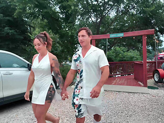 First Date Van Bang
