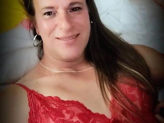 Trinity Cumslut Feed Me