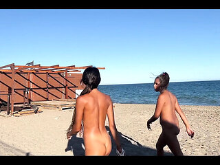 DaringKiara's Latina Shower Orgasms & Squirting in 4K HD