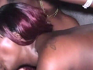 Hoa Comes Knocking: Ft Sexual Chocolate