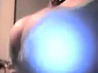 Big Tits on Webcam: Bouncing Fun