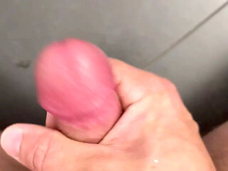 Wixxing in the bathroom