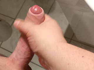 straight roommate wixt on panties