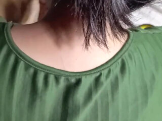 Seducing a beautiful maid