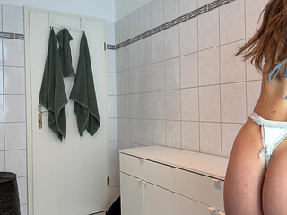 My first solo video - home alone so I made myself cum and hopped in the shower
