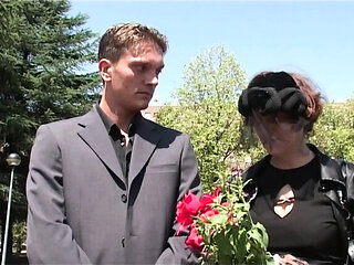 Mature Slut Fucked Hard By Young 19 Year Old Guy Outdoor - Big Tits Blowjob Amateur Homemade