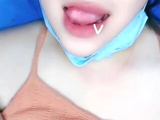 Plug Vagina Until Orgasm