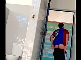 I exposed myself in the bus station restroom of a city I&rsquo_d never been to, and people almost caught me.