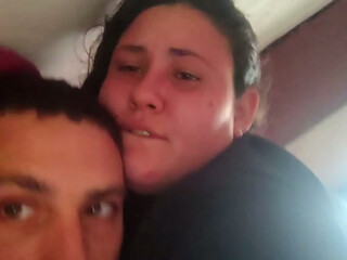 Me equivoqu&eacute_ de hoyo, se la met&iacute_ por el culo sin querer y aunque me dijo que le duele yo no me detuve y se la met&iacute_ toda.. (Anal Accidental)