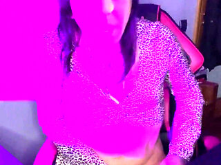 Jerking off hot for you. Am I beautiful?