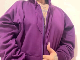 I love to touch myself and suck it my stepdad/dirty feet