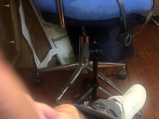 Esta pinga tiene ganas de romper un culo This dick wants to break an ass