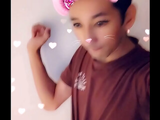 Bajo a ver qui&eacute_n llamo