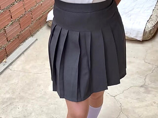 MEXICAN SCHOOLGIRL LOSES BET WITH HER CLASSMATE AND ENDS UP SUCKING HER AT SCHOOL