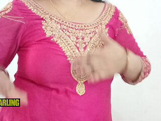 Pakistani Punjabi Bhabhi Mujra on Punjabi Non Veg song