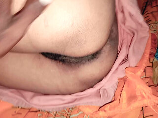 New wife ko pahli bar chuda mujhe maja aa gaya Indian bhabhi pussy