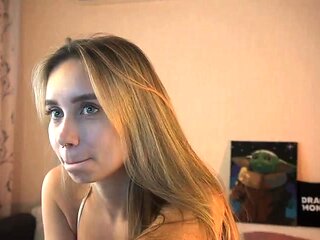 Amateur Blonde Teen Plays Solo with Toy Webcam Porn