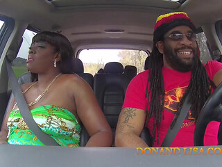 Ebony milf gives sloppy head in car
