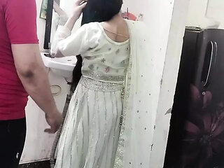 Step sister ko nanga kar ke jabar dasti pela