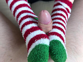 The Grinch in Christmas Socks Is Coming to Steal My Holiday