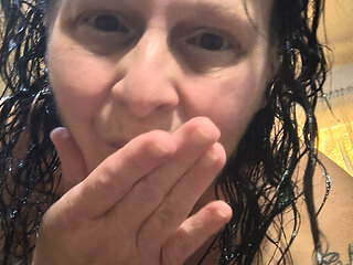 It's Mr Winkie Time Stepmommy Loves Big Dildo in Her Pussy Pinkie