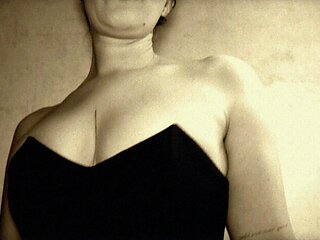 Hot emo amateur solo masturbation