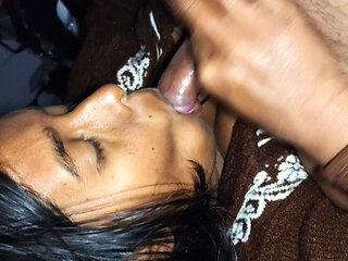 Beti aapne stepfather ka subah subah land chus rahi he - desi bhabhi suking oldest man cook - village blowjob movie Hindi.