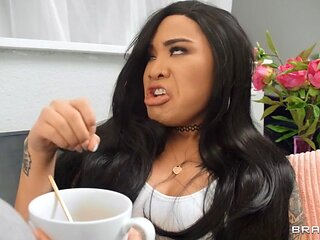 Shaving The Best For Last With Honey Gold, Paris Amour - Brazzers