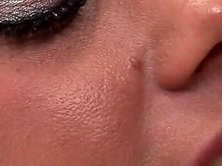 Blonde Babe Gets Her Pussy Shaved Smooth for Wild Fuck