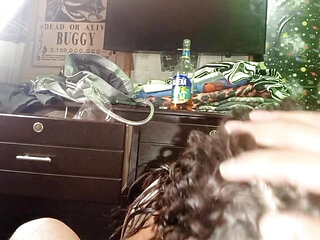 My neighbor doing oral sex, how delicious she puts my whole cock in her mouth