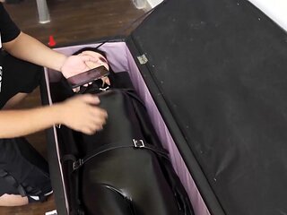 Straight amateur dude handles anal toys well