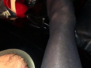 Amateur porn Gives Us Some Foot Fetish Aurora