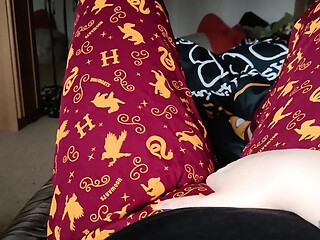 My tight little Hogwarts pussy cums a lot
