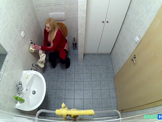 Fake Hospital - Fake Hospital Doctor Diagnoses a New Blonde Patient's Cough with a Wild Squirting Session