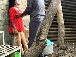 Desi Indian Bhabhi Outdoor Fuck - Horny Village Aunty Gets Doggystyle in Jungle