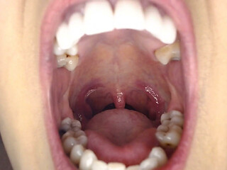 Tongue Twisting Flipping Slapping Closeup Rapid Slap