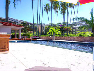 Doll World #9 Holly Love a Facial