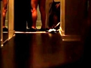 Bulging Show for the Delivery Daddy