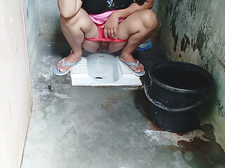 I had sex with the neighbour lady in bathroom.