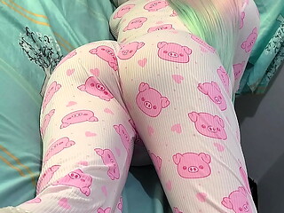 Stepdaughter in cosplay pajamas gets fucked by her big-dick stepdad (Over 18)