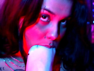 Lesbian Foot Fetish: Rotten Venus &amp_ Nath - Part 1
