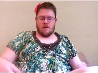 Fat Crossdresser Webcam Show