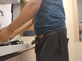 Ek bar ki ladki ke liye main khada ho gaya khidki Se