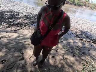 Jhodez1s Big Butt Captivates Boat Passerby for Kinky Outdoor Public Nudity Display with