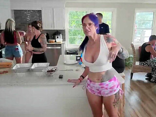 Hot Wife Tour Live Cooking Show #1
