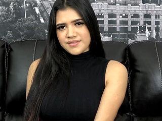 Petite Hottie Applies for Assistant Gets Drilled and Creampied