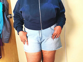 Boyfriend ke ghar aayi uski girlfriend ko uske boyfriend ne maje pela.